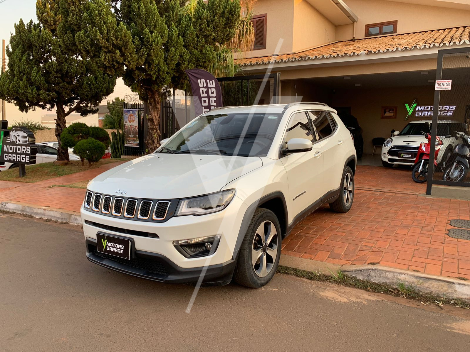 JEEP\COMPASS LONGITUDE 2.0